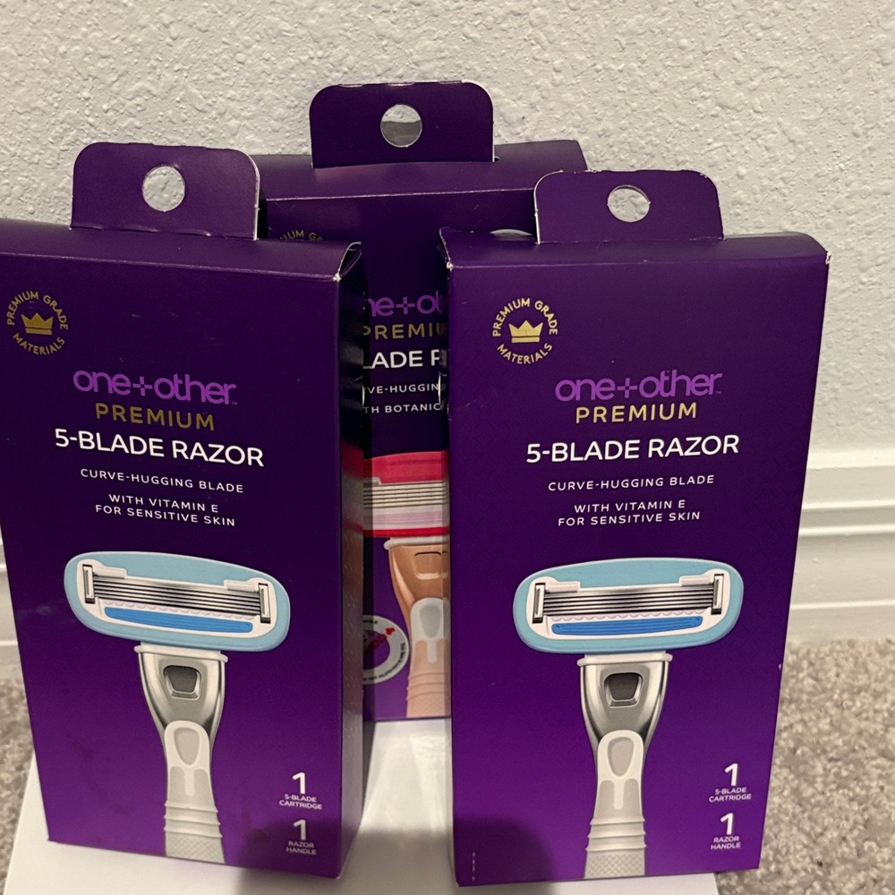 Premium 5-Blade Razor - Purple